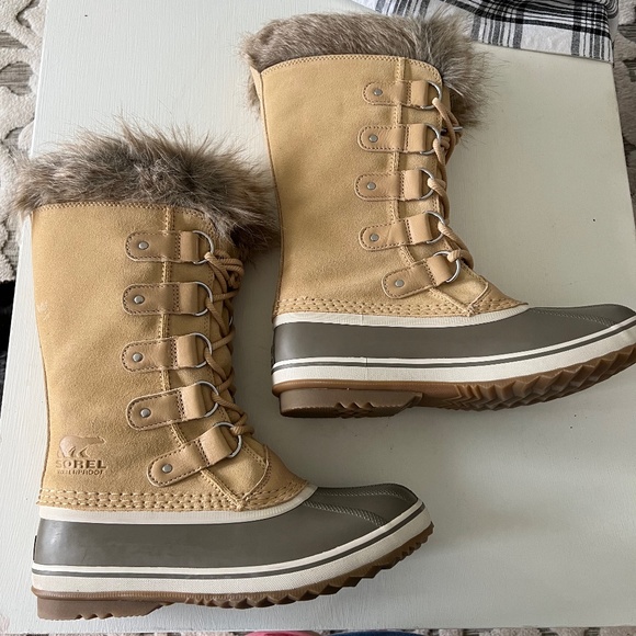Sorel Women's Joan of Arctic - Picture 2 of 5